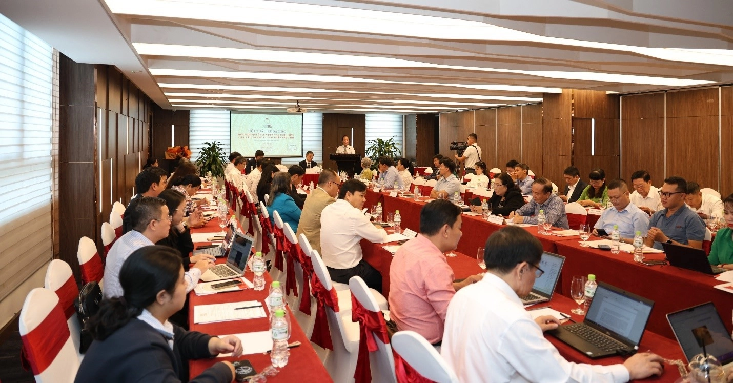 Các đại biểu tham dự Hội thảo khoa học
