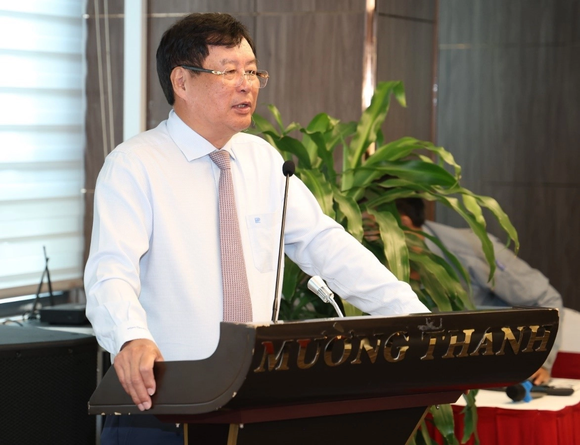 Đại biểu Quốc hội TP.HCM, TS. Trần Công Phàn – Phó Bí thư Đảng ủy, Phó Chủ tịch thường trực Hội Luật gia Việt Nam phát biểu chỉ đạo Hội thảo